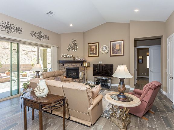 4th image of 5264 Porter Creek Dr