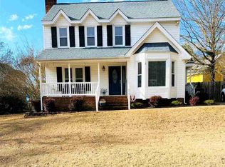 2001 Red Oak Ln, Clayton, NC 27520