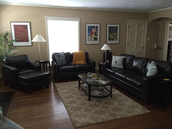 3rd image of 7398 Bedford Ave