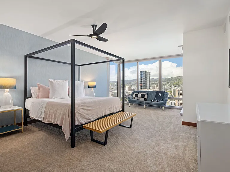 1555 Kapiolani Blvd #2000 — Photo 16