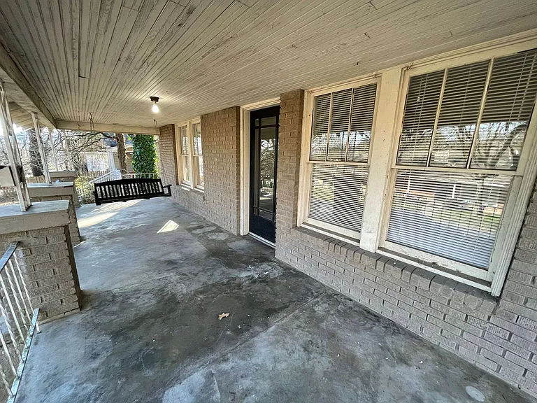 322 Rose St — Photo 20