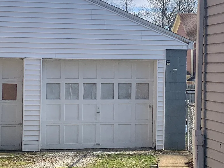 96 W Summit St — Photo 6