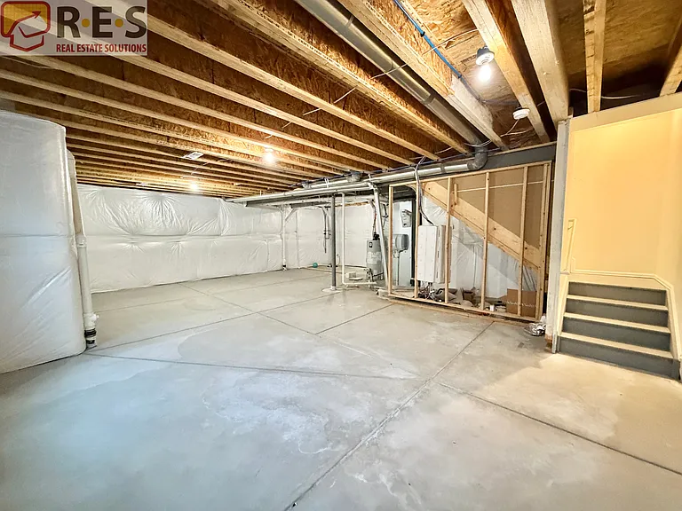 15028 Munich Ave — Photo 17