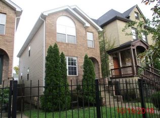 8165 S Cornell Ave, Chicago, IL