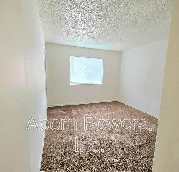 1221 B St #12 — Photo 9