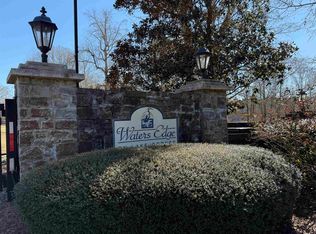 147 Waters Edge Dr #203, Eatonton, GA