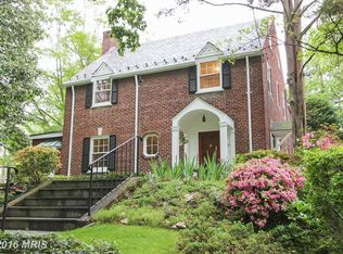 3319 Fessenden St NW, Washington, DC 20008