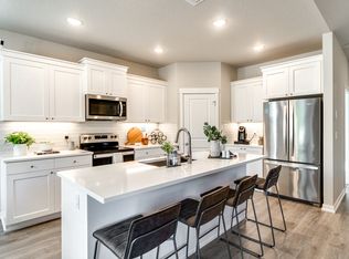 1414 NE Forest Park St, Estacada, OR 97023