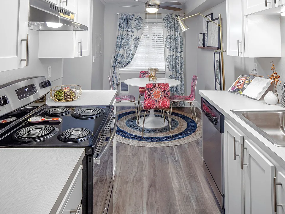 Canyon Park Apartments