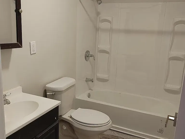 6221 Pinetree Ave #A — Photo 21