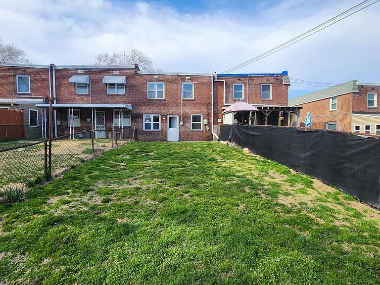 119 E Laughead Ave — Photo 15