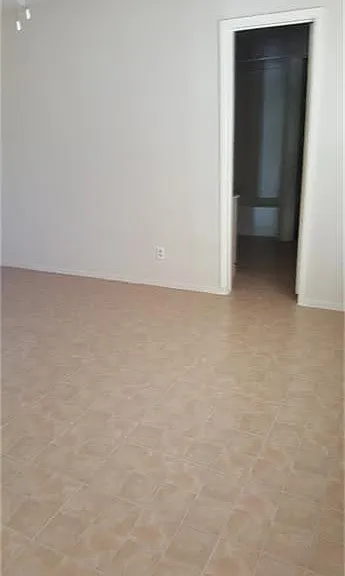 6717 Greenyard Dr — Photo 4