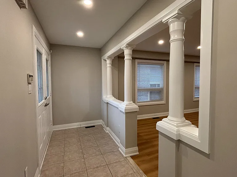 3234 Raindance Cres — Photo 3