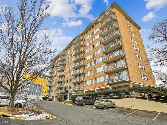 2nd image of 4520 King St APT 209