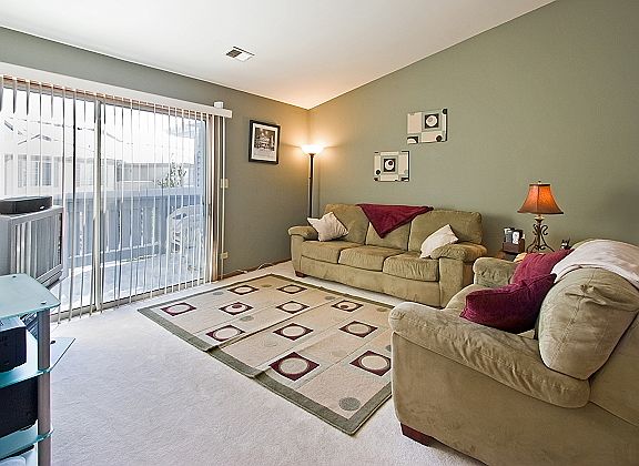 2nd image of 1519 Mercury Dr APT 6