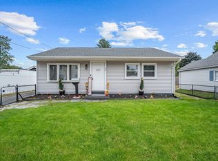 93 Melville St, Springfield, MA 01104