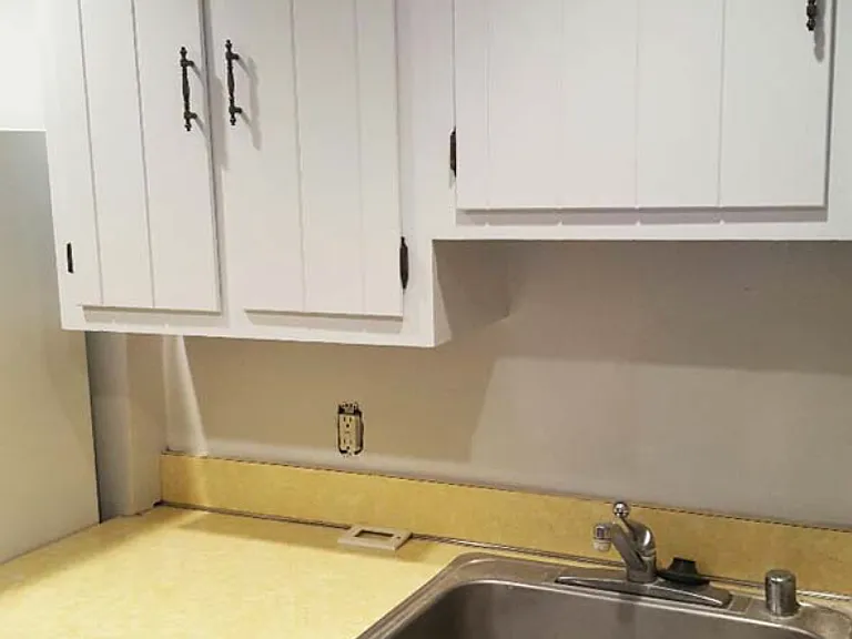 1203 Walter St SE #B — Photo 8