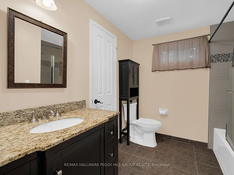 27 Finlay Rd — Photo 8
