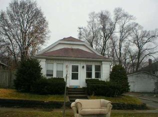 1114 Calvert, South Bend, IN 46601