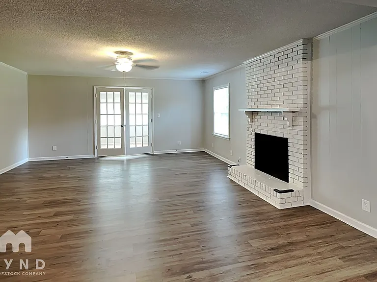 10724 Arlington Church Rd — Photo 9