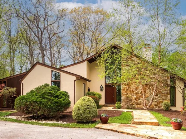 1038 Hershey Mill Rd, West Chester, PA 19380