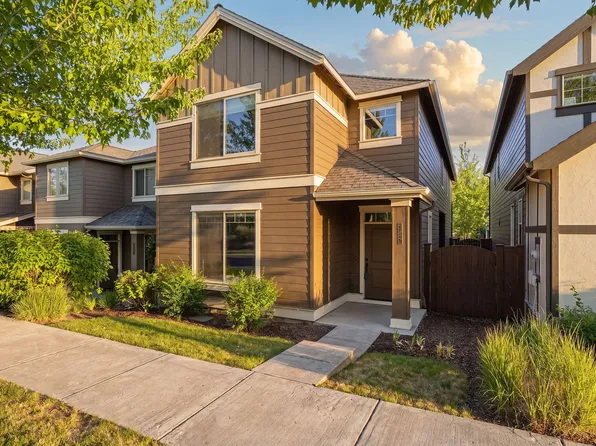 20745 NE Comet Ln, Bend, OR 97701