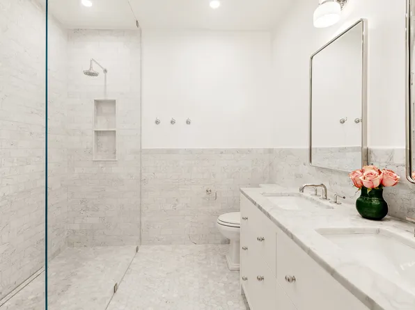 524 Halsey Street image 6 of 16