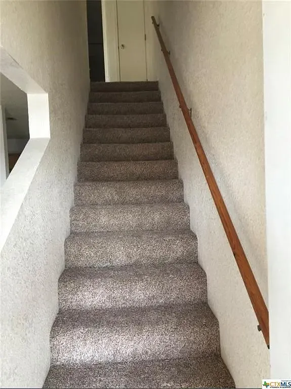 3 bed, 1100 sqft, $995 — Photo 4