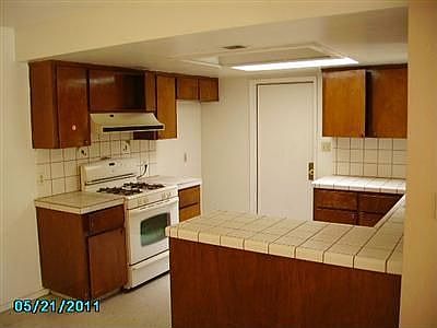 3rd image of 2619 N Marty Ave