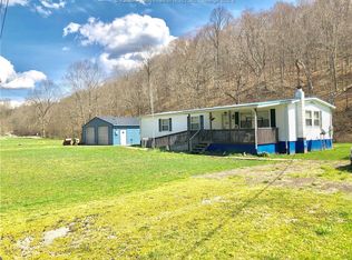 3290 Little Creek Rd, Le Roy, WV 25252