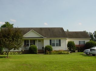 390 Dogwood Acres Ln, Madison, NC 27025