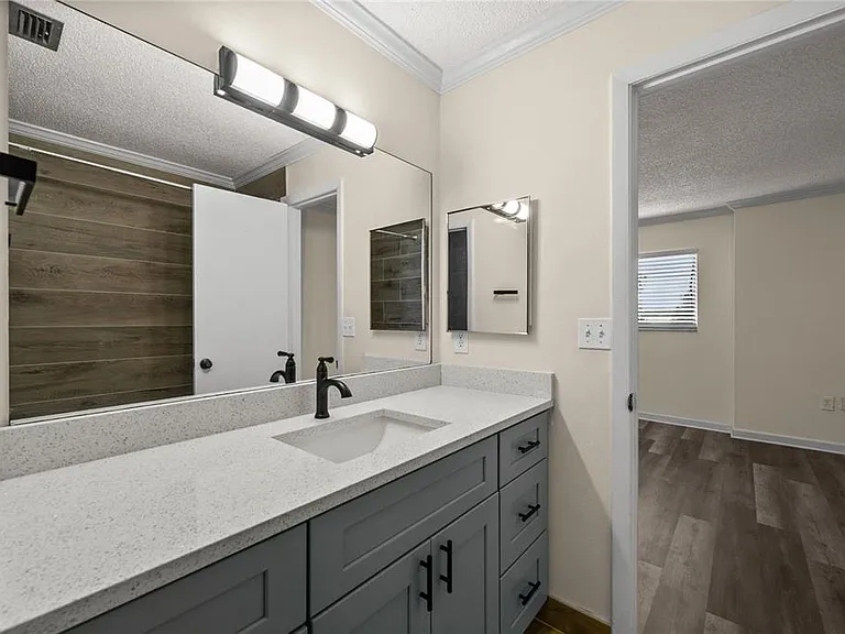 3700 Beneva Rd #0 — Photo 17
