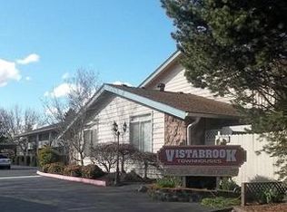 9132 SW Becker Dr, Portland, OR 97223