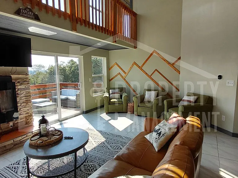 510 Chisholm Trl — Photo 1