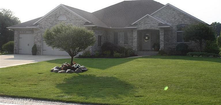 1st image of 7659 Hidden Lake Dr