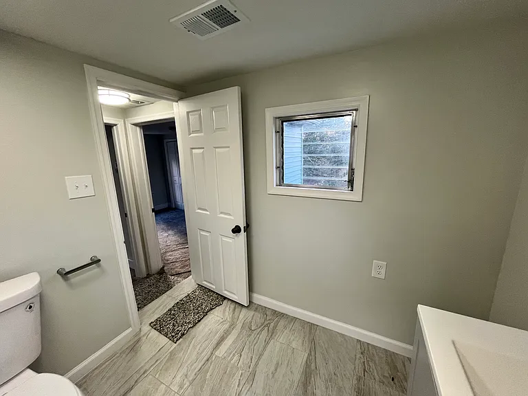 8235 Elvaton Dr — Photo 18