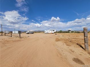 818 S Gila Rd, Golden Valley, AZ 86413