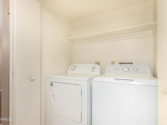 5th image of 2127 E 10TH Street #4