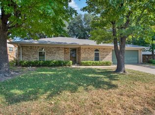 2203 Shiloh St, Denison, TX 75020