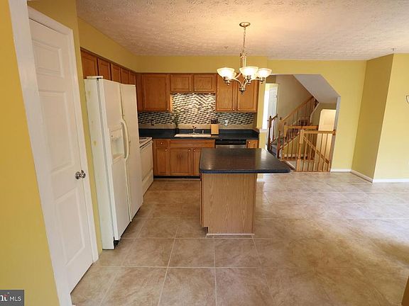 2nd image of 2839 Piscataway Run Dr