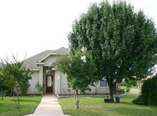 800 Hilltop Dr, Leander, TX 78641