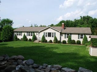 9 Chimney Swift Dr, Sandy Hook, CT 06482