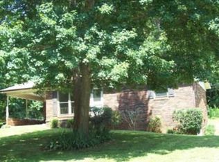 105 Lynn Wood St, Morganton, NC 28655