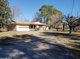 89 Allegheny Dr, Cherokee Village, AR 72529