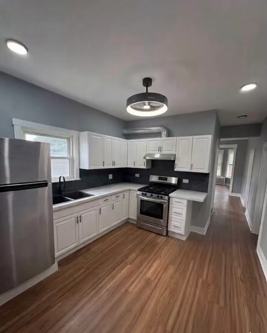 S 51st Ave, Cicero — Photo 1