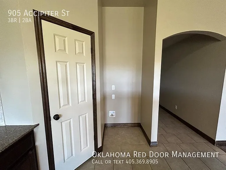 905 Accipiter St — Photo 16