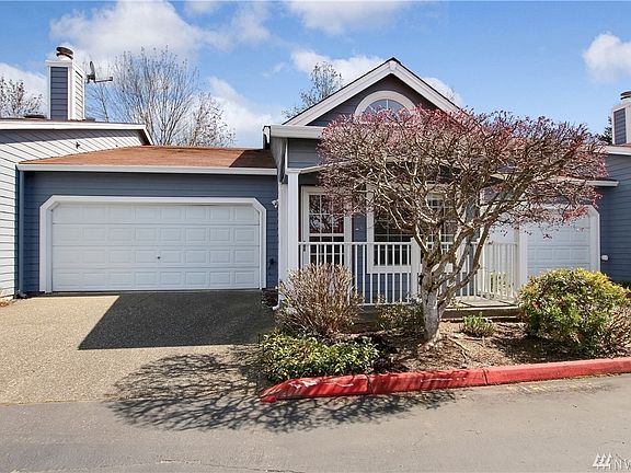 2nd image of 10531 SE 250th Pl Unit H106