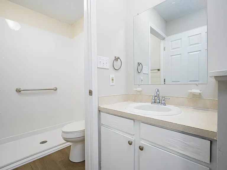 1120 Bs Barbecue Rd #D — Photo 15