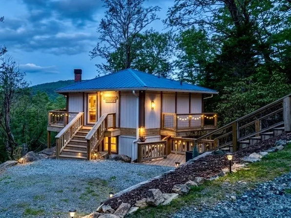 228 Birchwood Lane, Beech Mountain, NC 28604