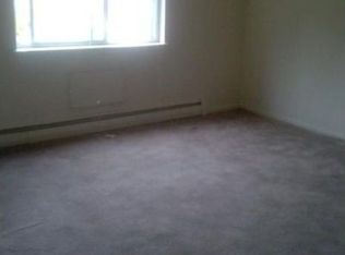 1300 Renshaw Rd APT A1, Chester, PA 19013